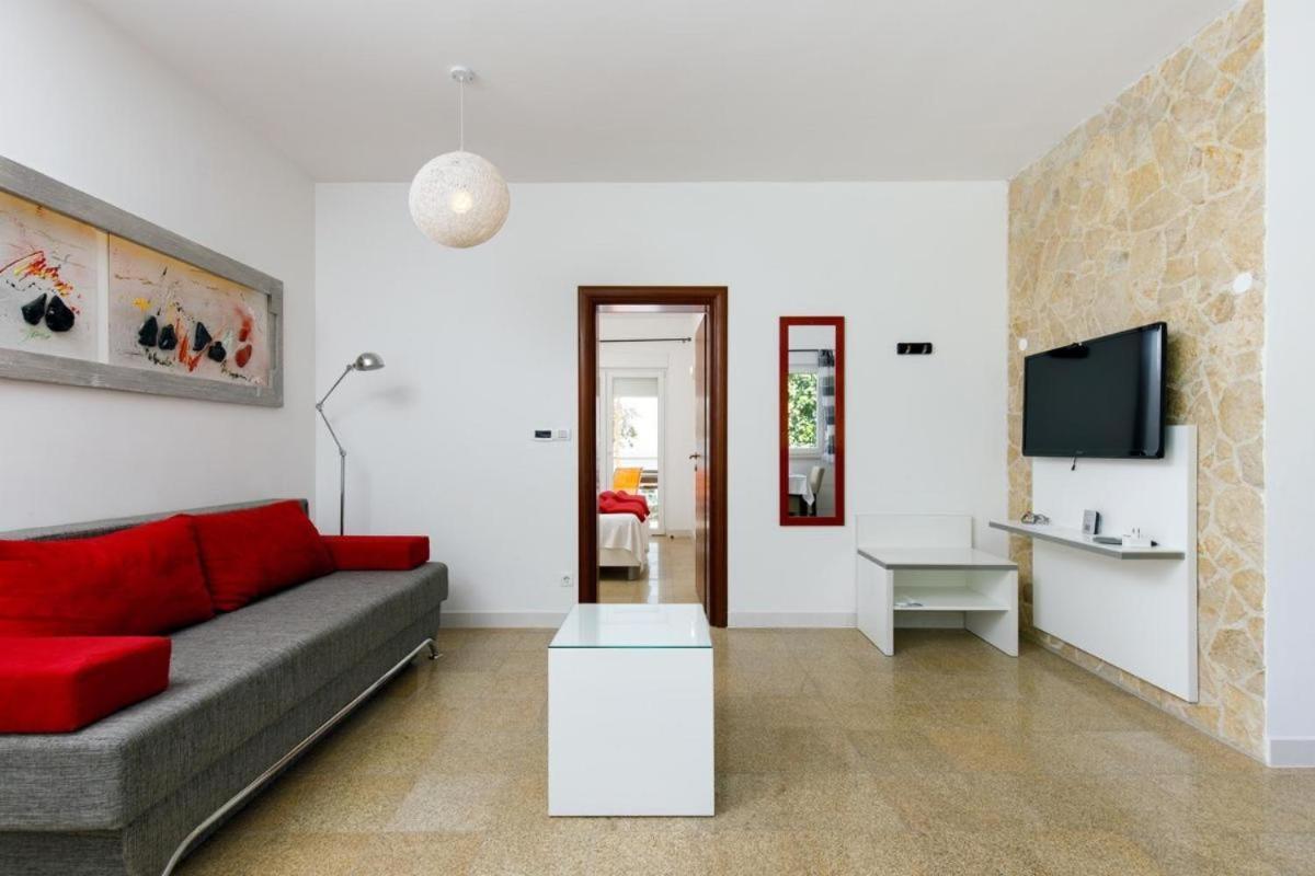 With A Sea View Apartment Split